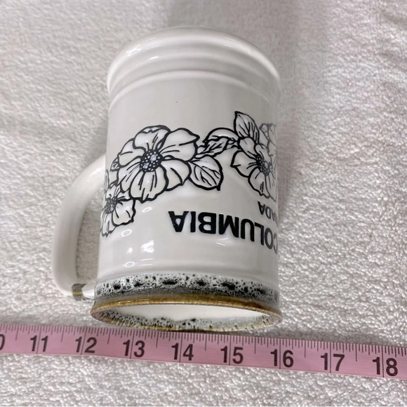 Vintage Capilano Vancouver British Columbia Canada Ceramic Stoneware  Mug - Picture 12 of 13